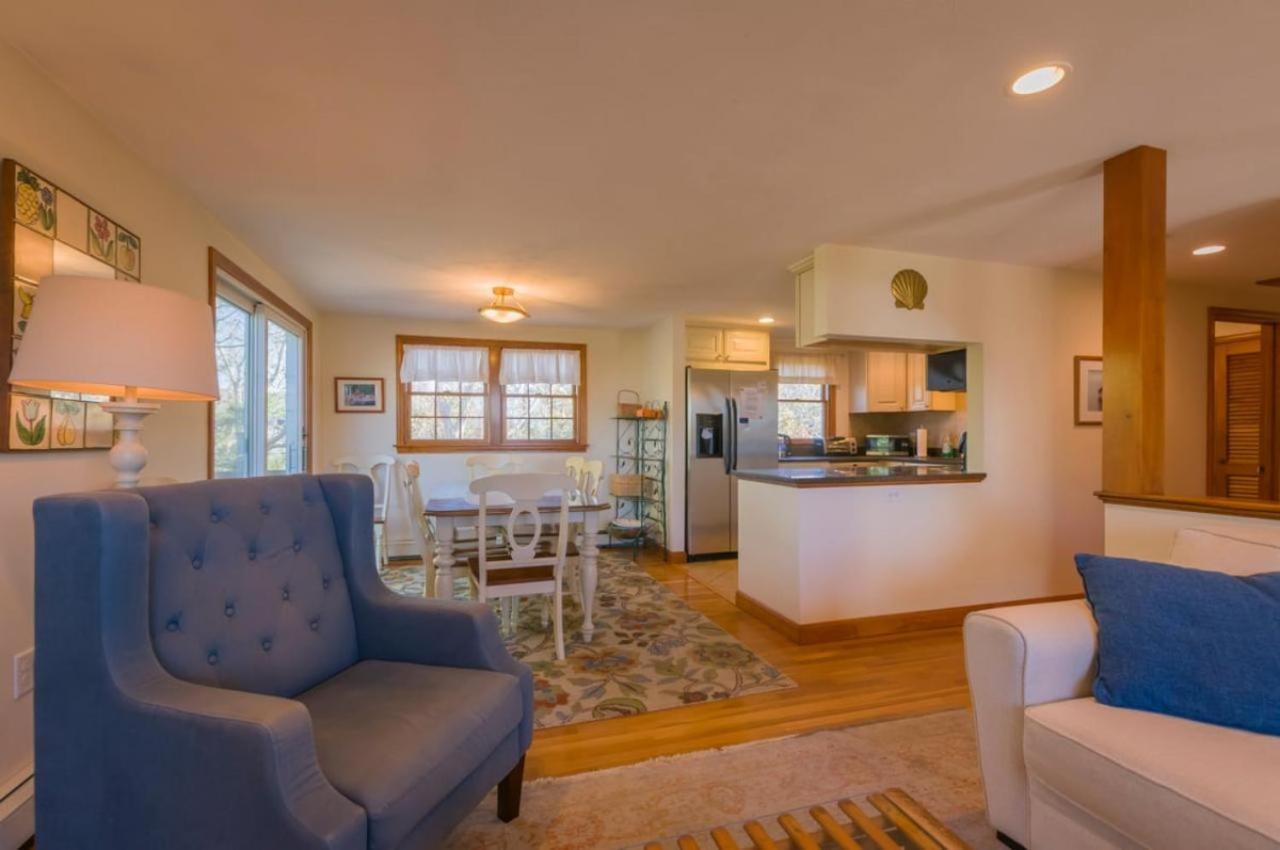 24 Captain Wing Road East Sandwich - - Cape Cod Exterior photo